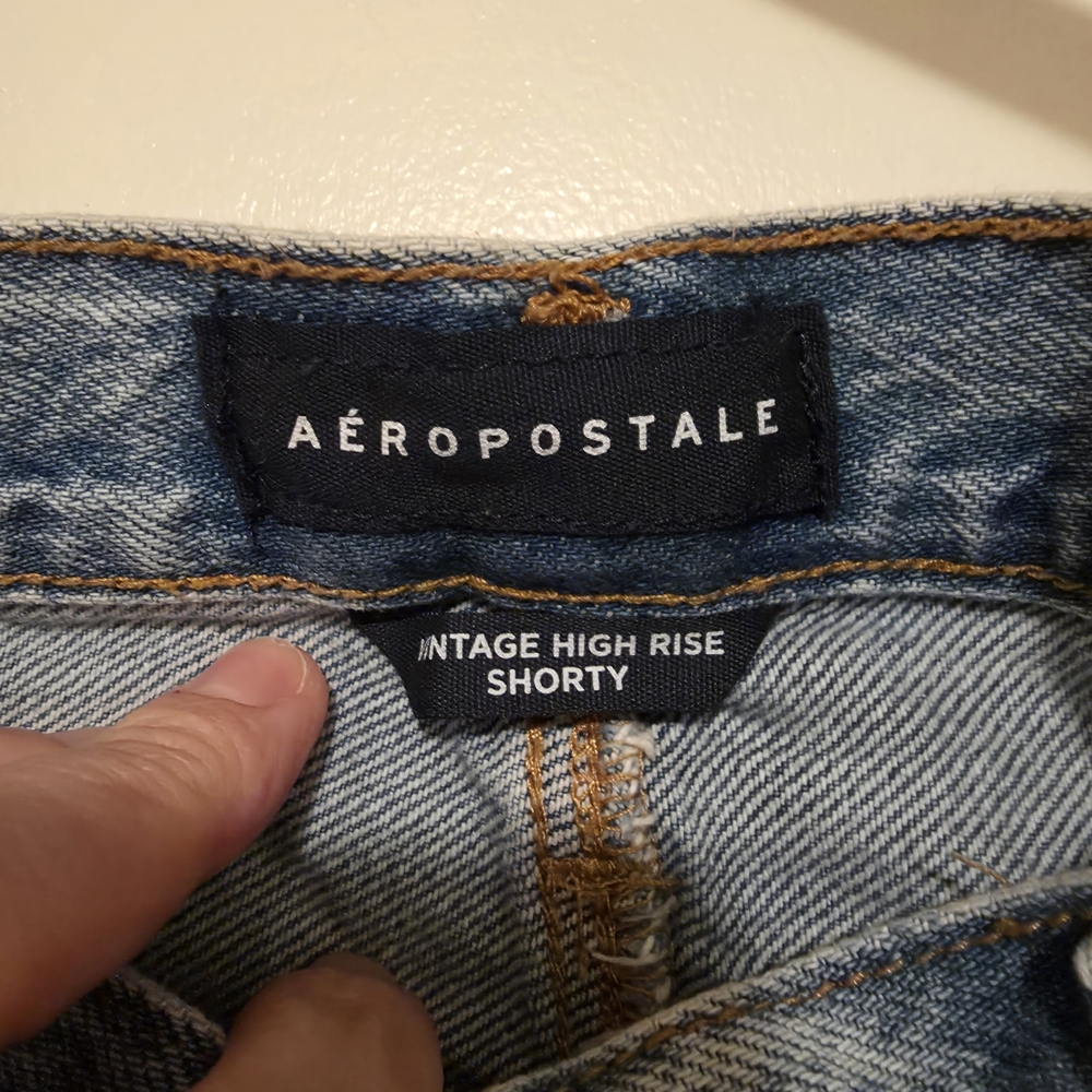 Aeropostale Light Blue Denim Shorts with Daisy and Watermelon Prints - Picture 4 of 6